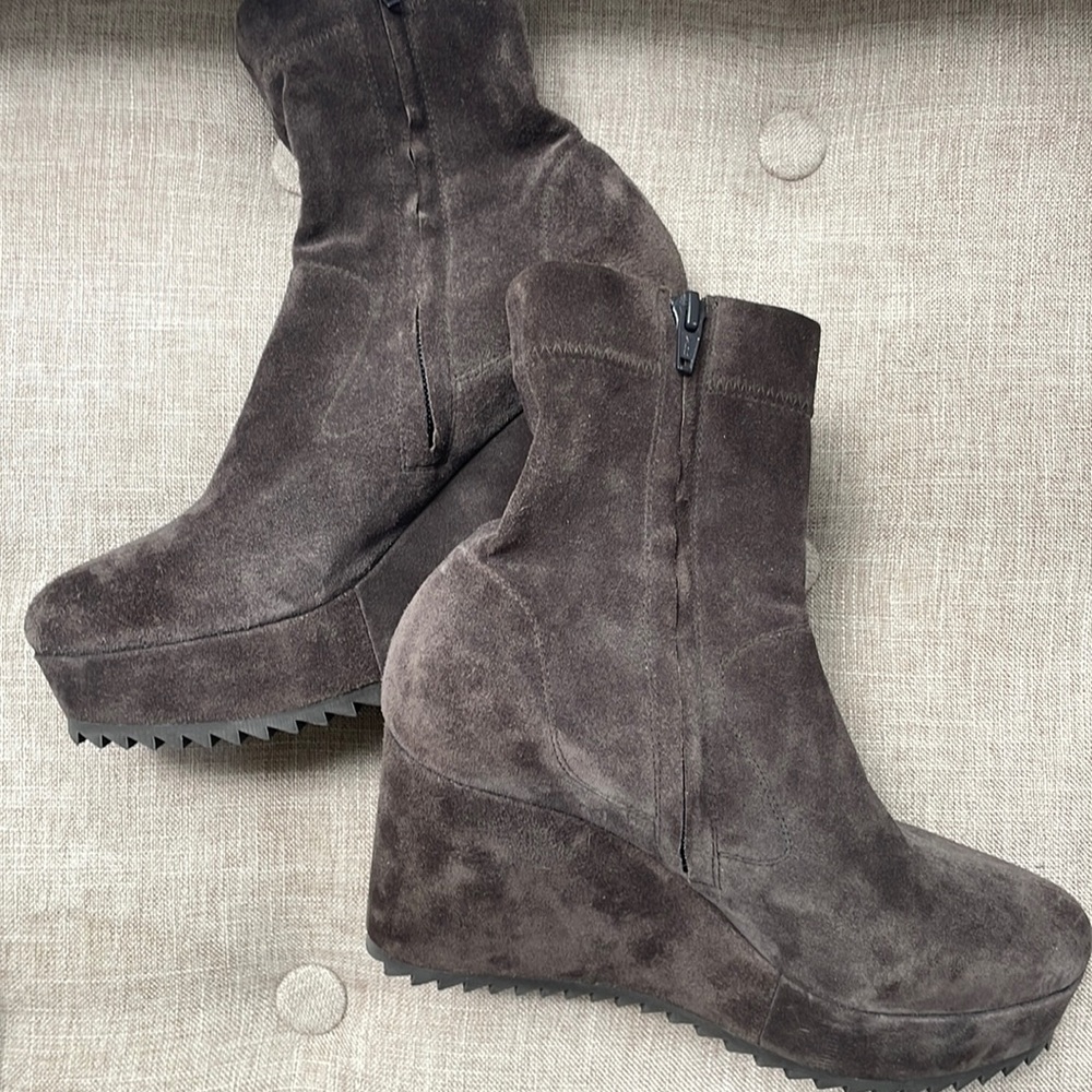 PEDRO GARCIA BOOTIE